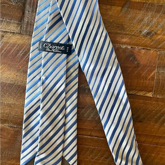 Charvet Paris Silk Tie – Silver & Blue Diagonal Stripe – Made in France - Picture 4 of 5